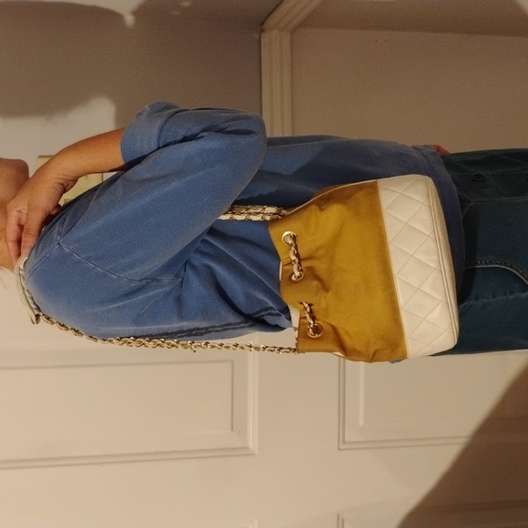 FLASH SALE! Auth CHANEL Shoulder Bag W Chain Strap White Leather Mustard Fabric - Picture 4 of 16